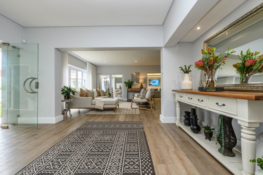 4 Bedroom Property for Sale in Summerstrand Eastern Cape